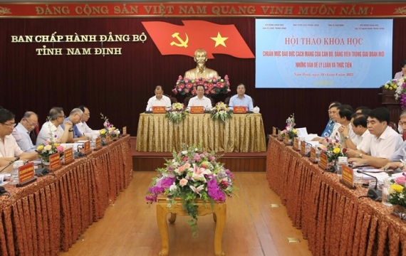 Chuẩn mực đạo đức cách mạng của cán bộ, đảng viên trong giai đoạn mới
